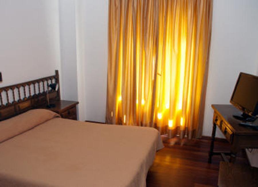 Hotel Ansuina Banos Del Molgas Exteriör bild