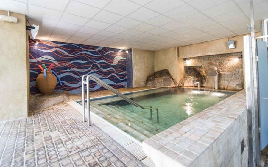 Hotel Ansuina Banos Del Molgas Exteriör bild