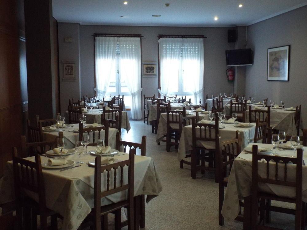 Hotel Ansuina Banos Del Molgas Exteriör bild