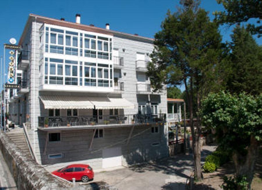 Hotel Ansuina Banos Del Molgas Exteriör bild
